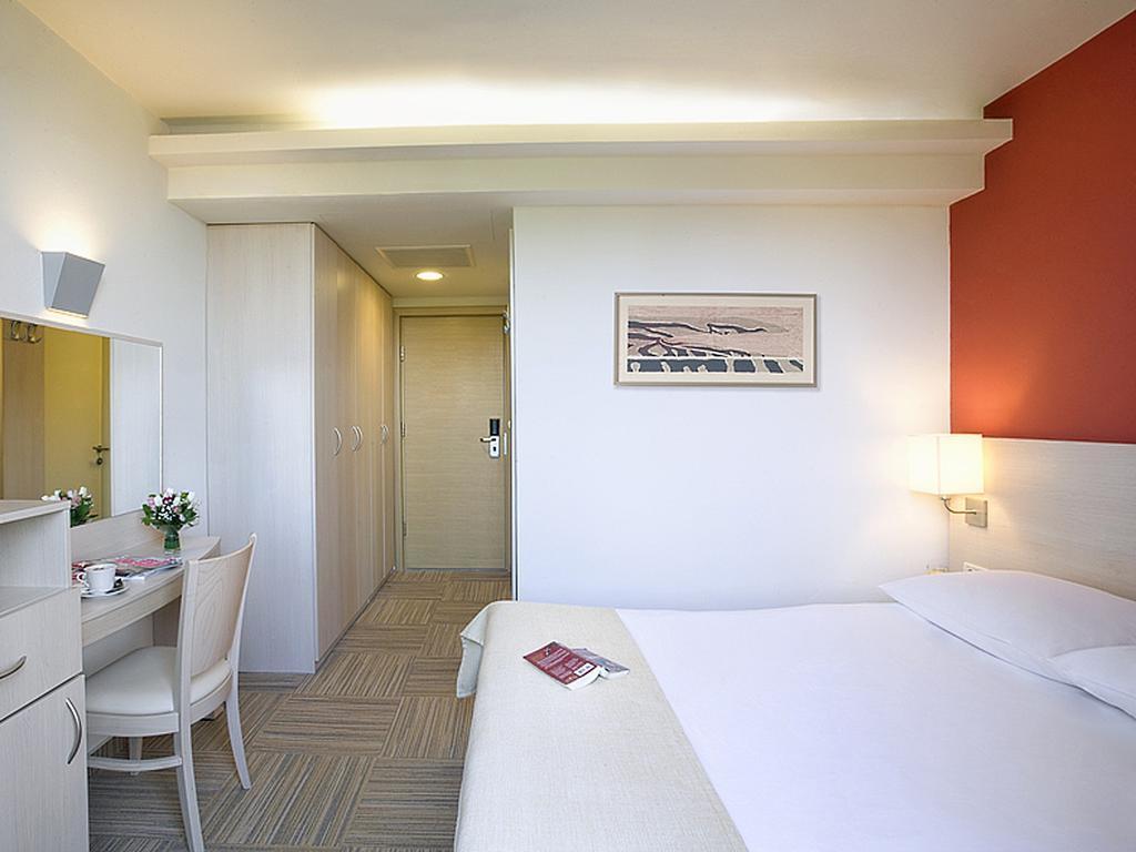 Sunny Porec By Valamar, Ex Crystal Exterior foto