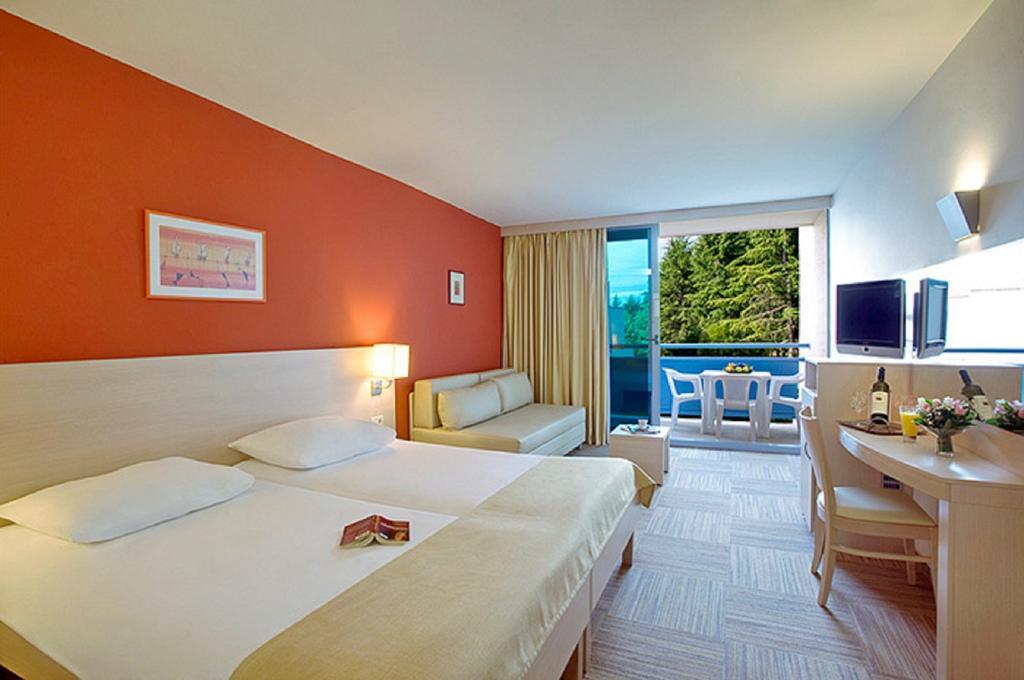 Sunny Porec By Valamar, Ex Crystal Exterior foto